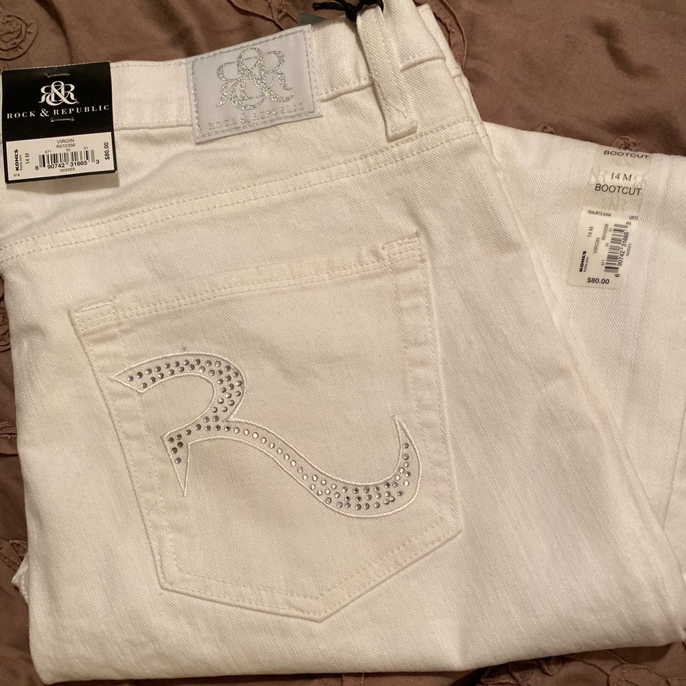 Rock & Republic Boot cut jeans size 14